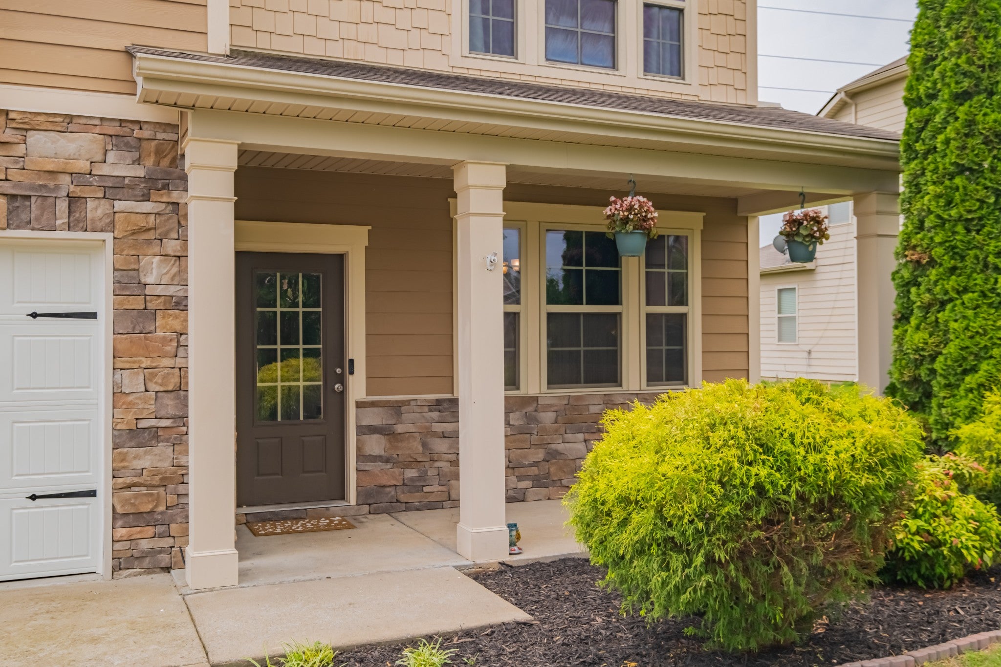 3637 Genoa Dr