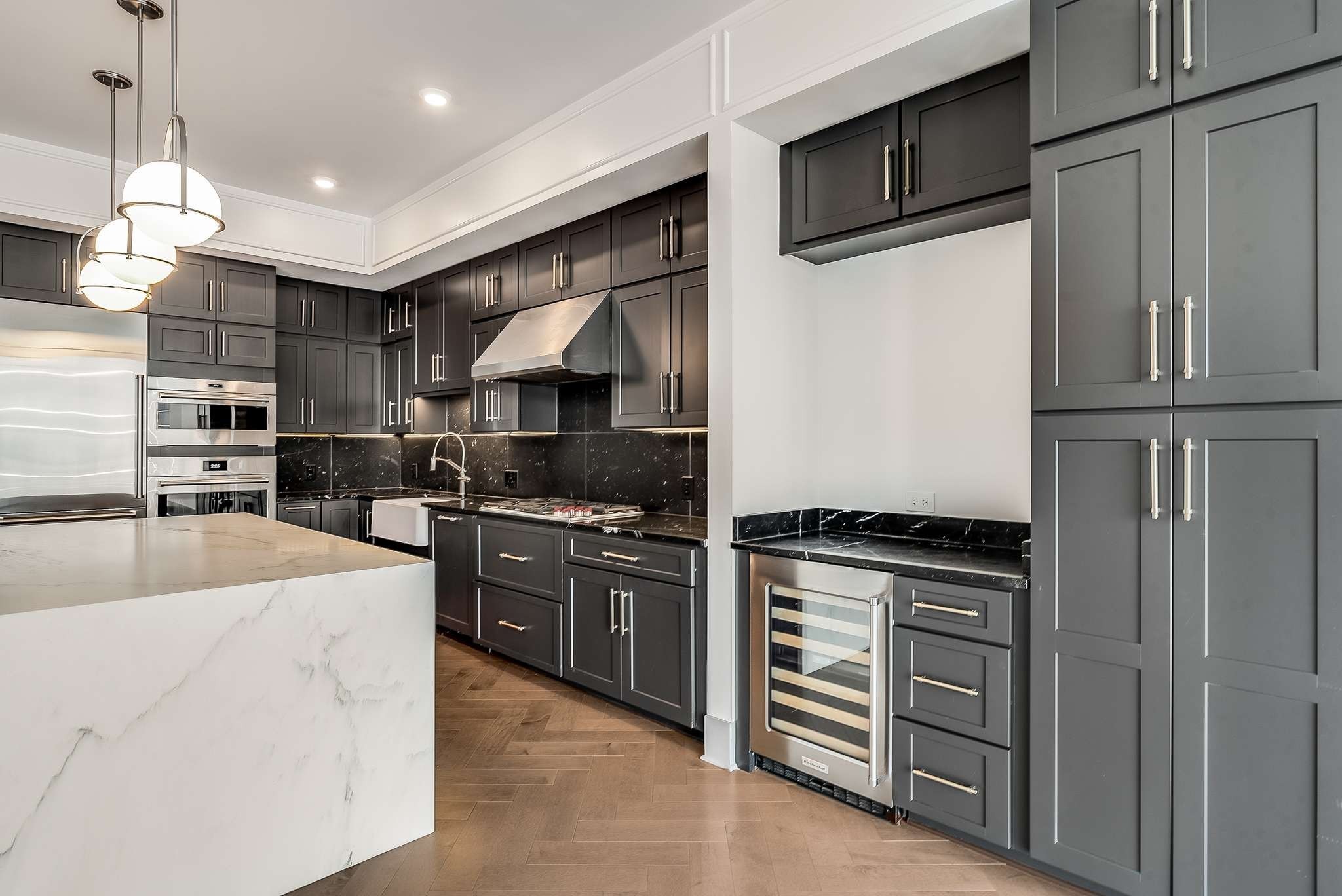 1616 West End Ave 2205