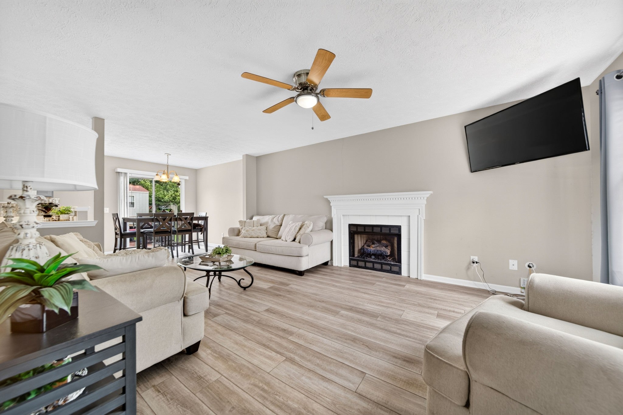 1237 Murray Ct