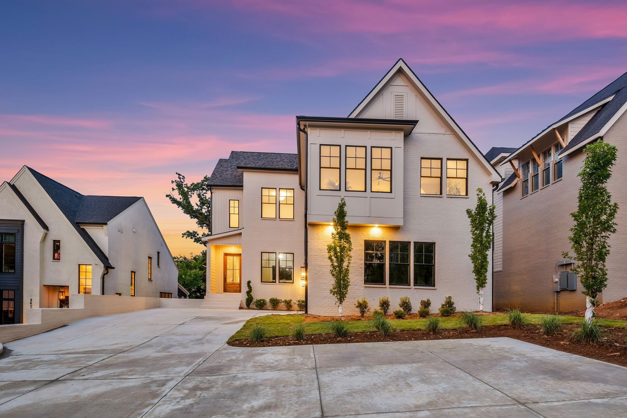 3420A Golf Club Ln