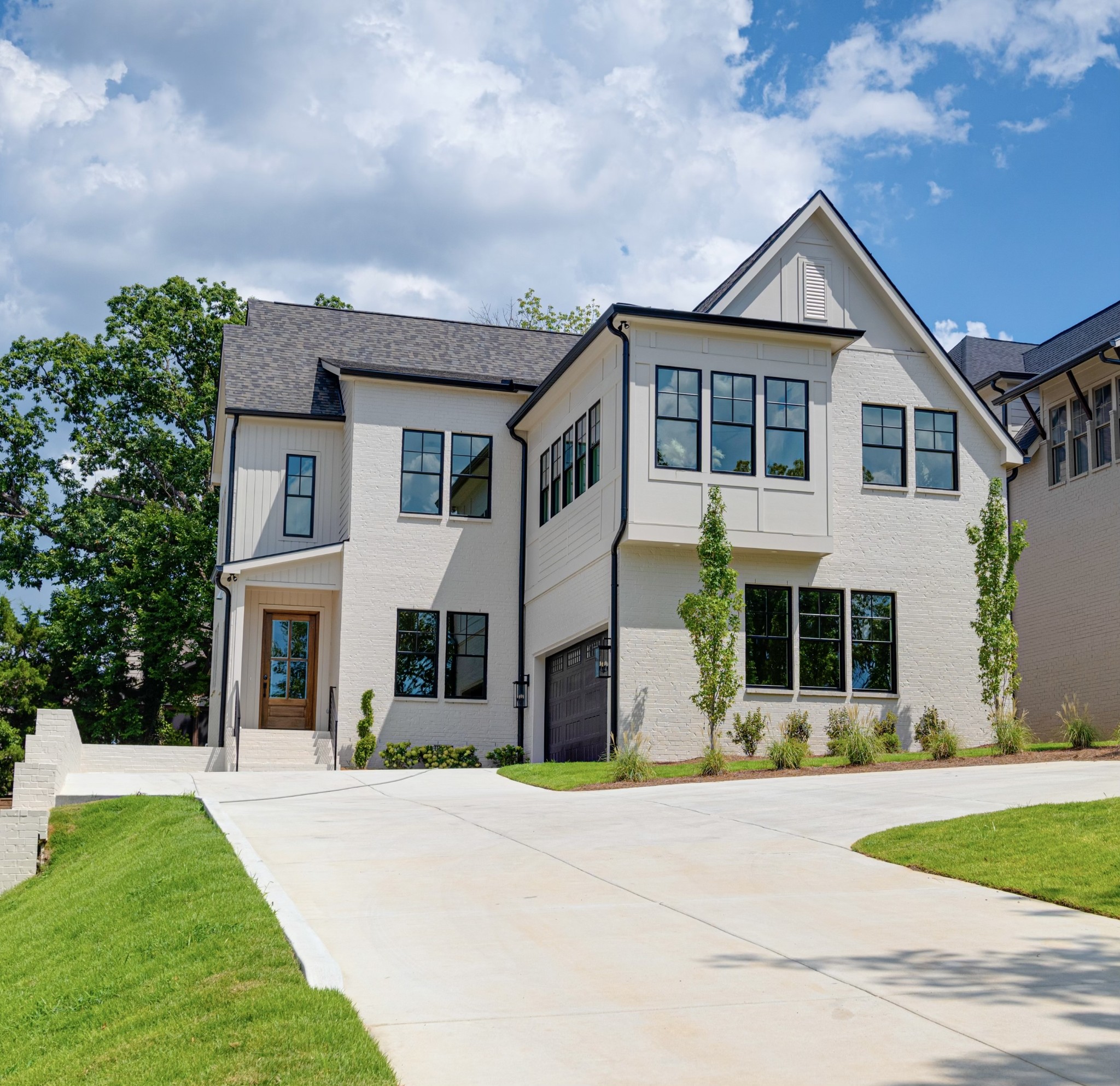 3420A Golf Club Ln