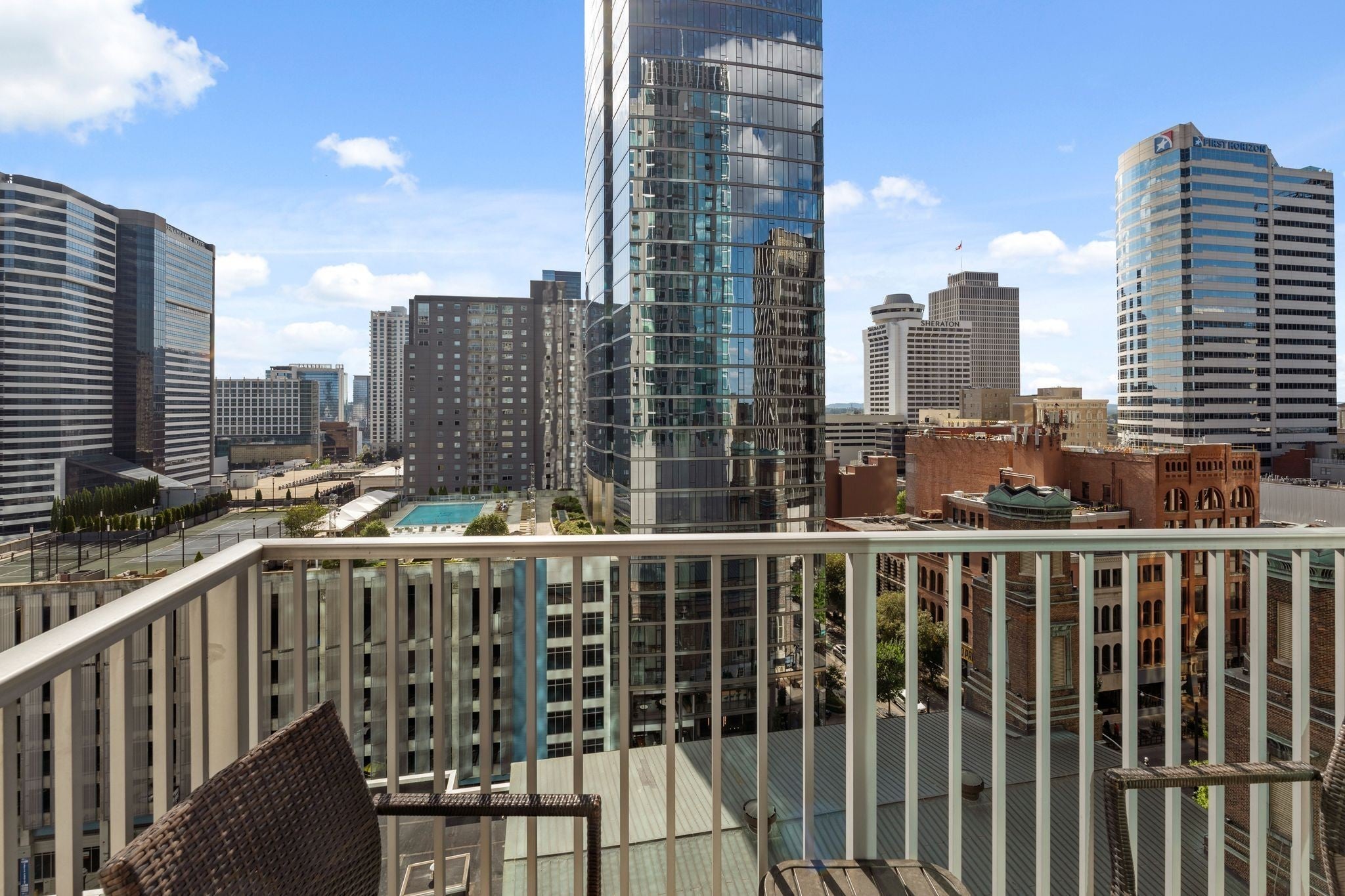 415 Church St 1210, Nashville TN 37219 1-bed condo, photo 2 of 30