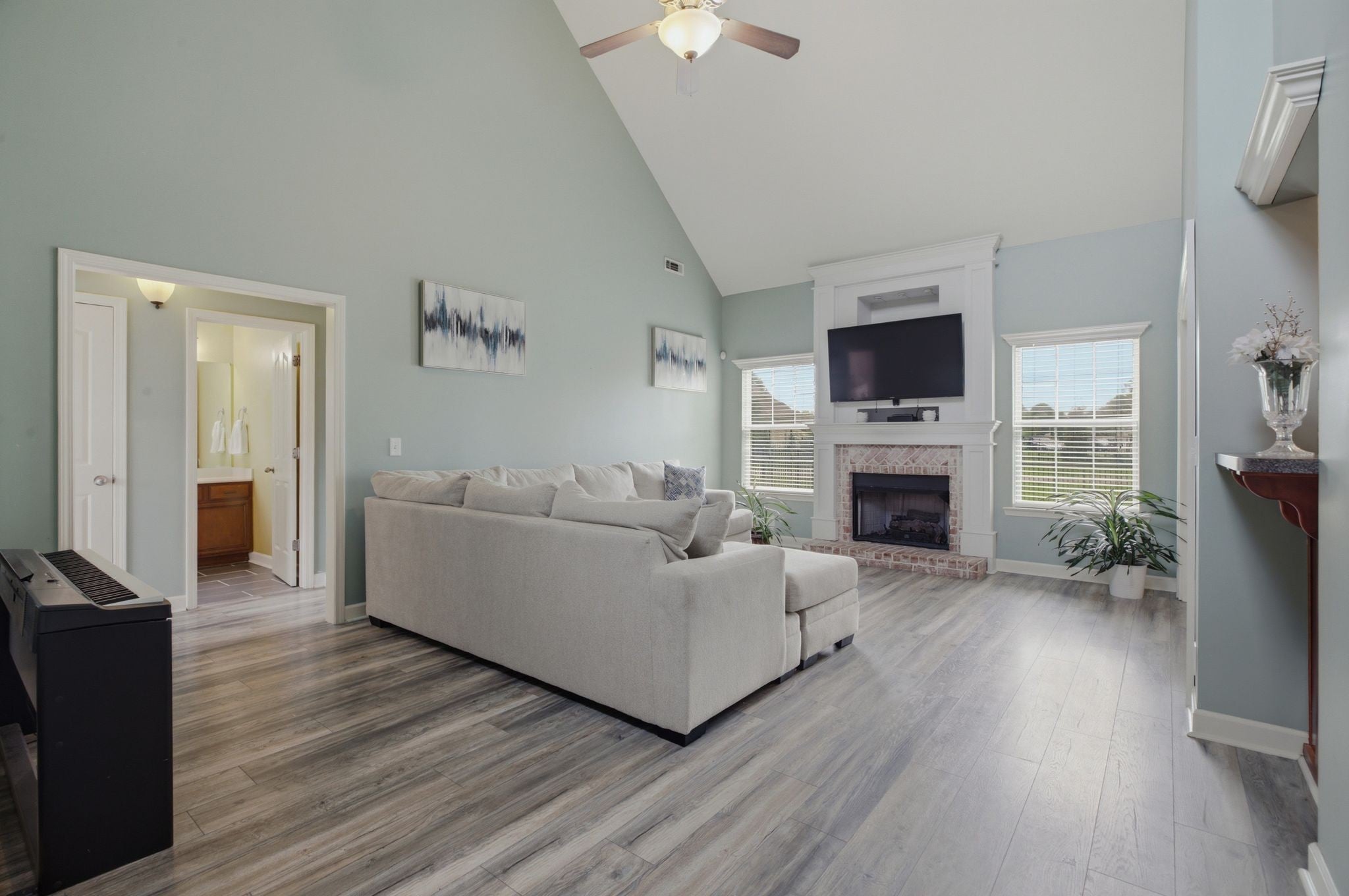 3029 Community Circle