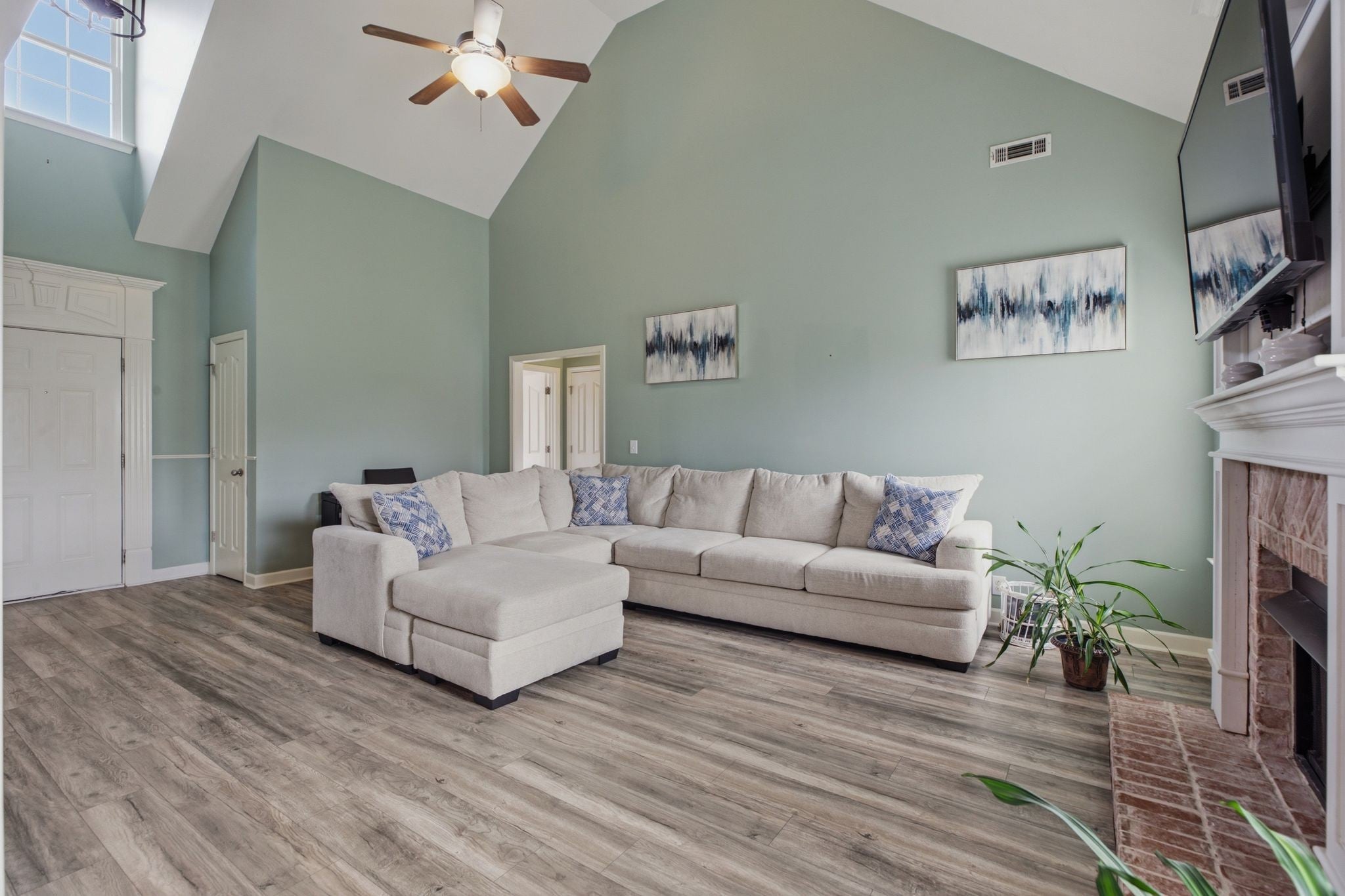 3029 Community Circle