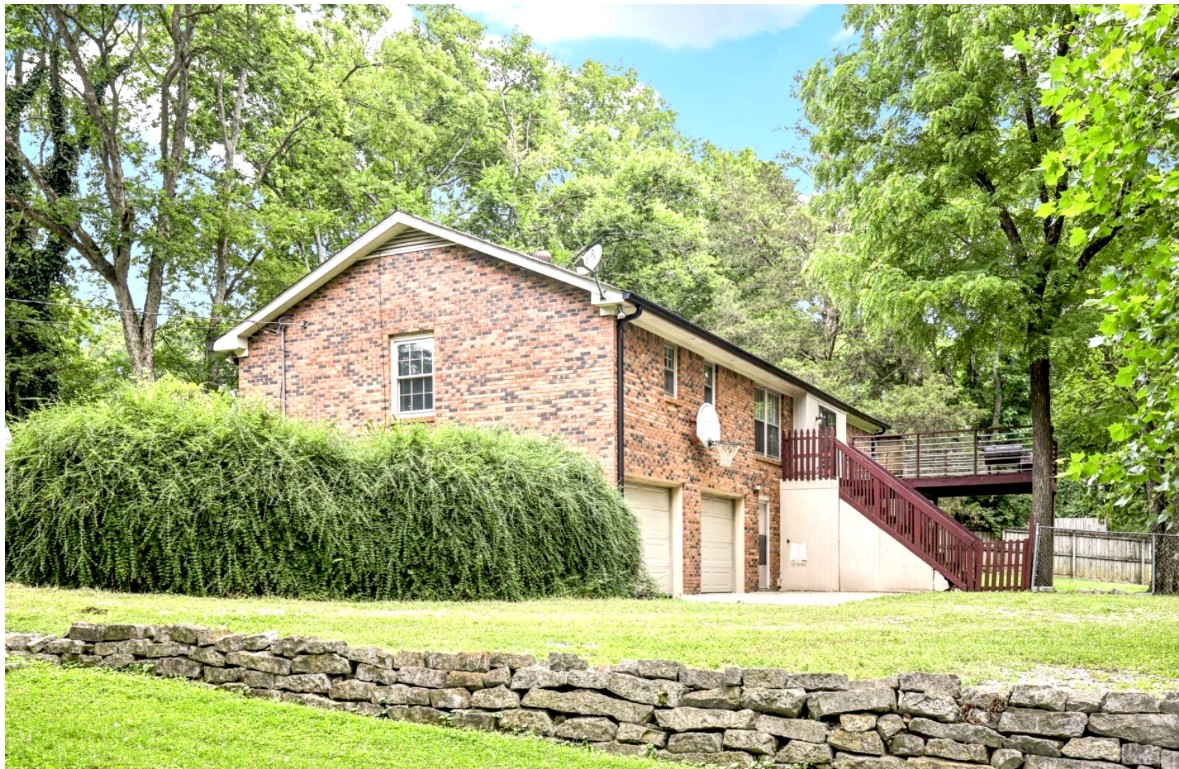 607 Clifton Dr
