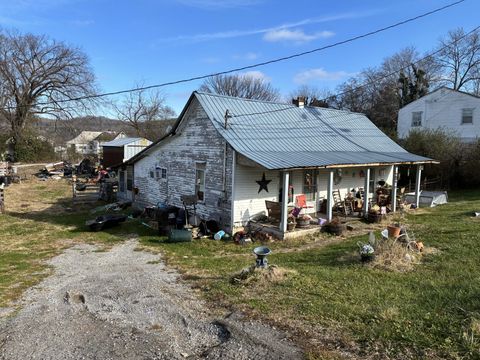 208 E High St Woodbury TN 37190