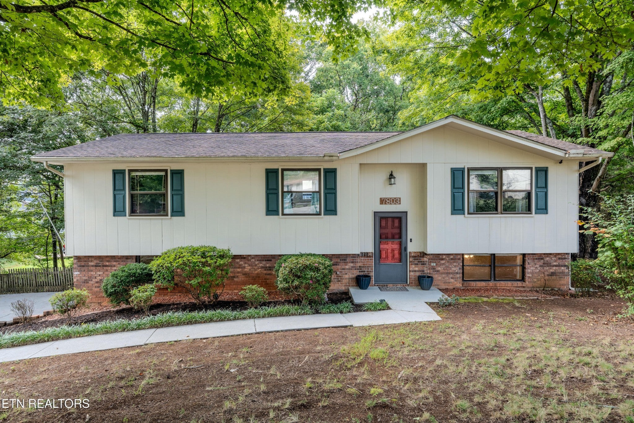 7803 Binfield Court
