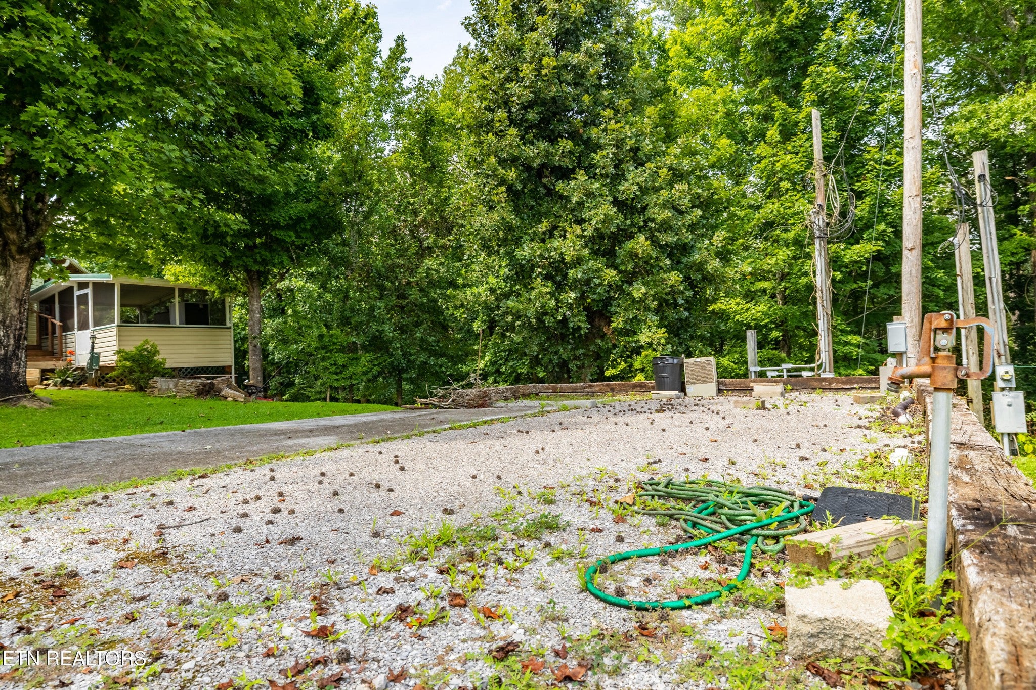449 Mountain Thrush Drive
