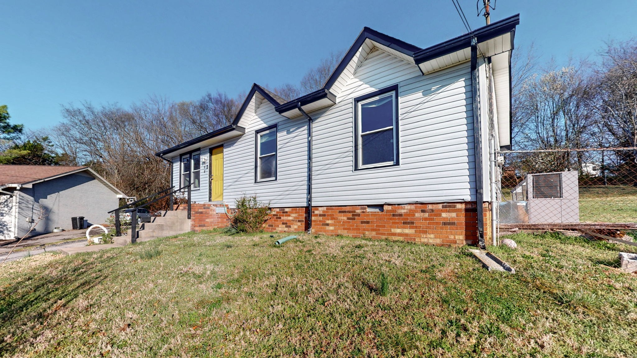 108 Oakwood Ct