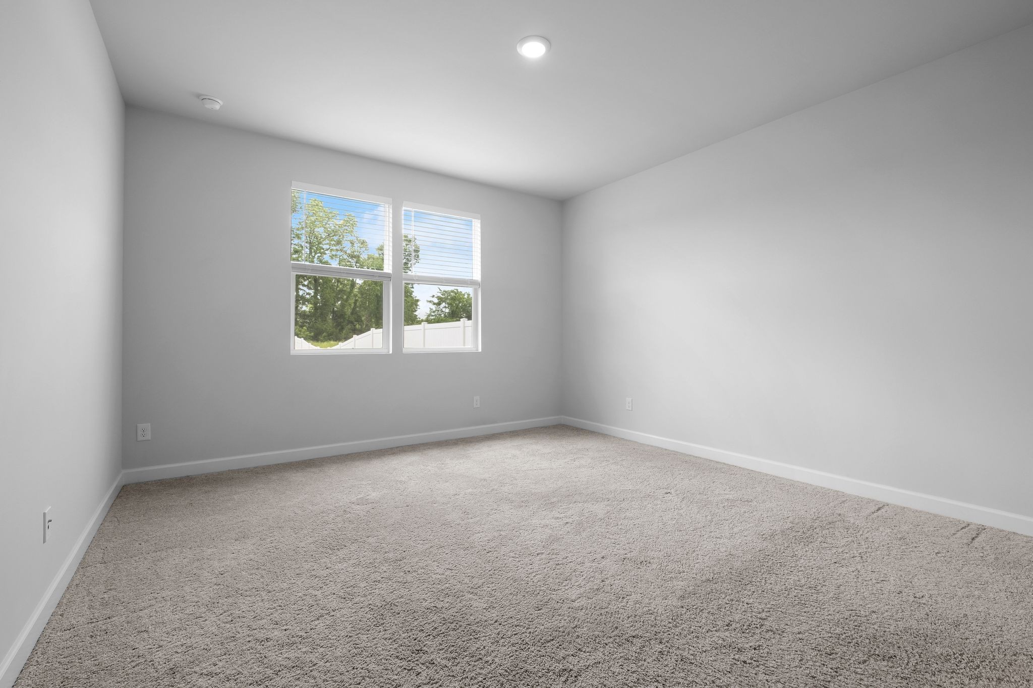 Lebanon, Tennessee 37087, United States, 5 Bedrooms Bedrooms, ,3 BathroomsBathrooms,Residential,Active,132471