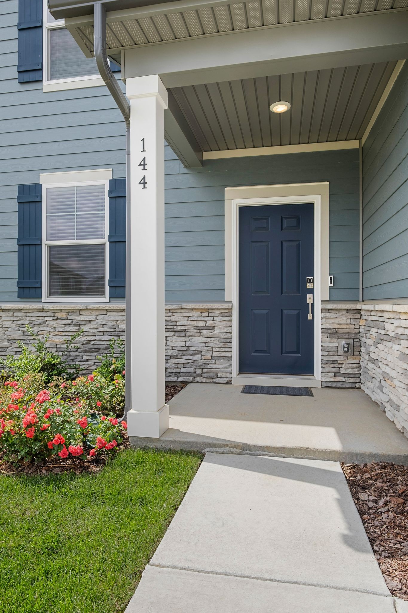 Lebanon, Tennessee 37087, United States, 5 Bedrooms Bedrooms, ,3 BathroomsBathrooms,Residential,Active,132471