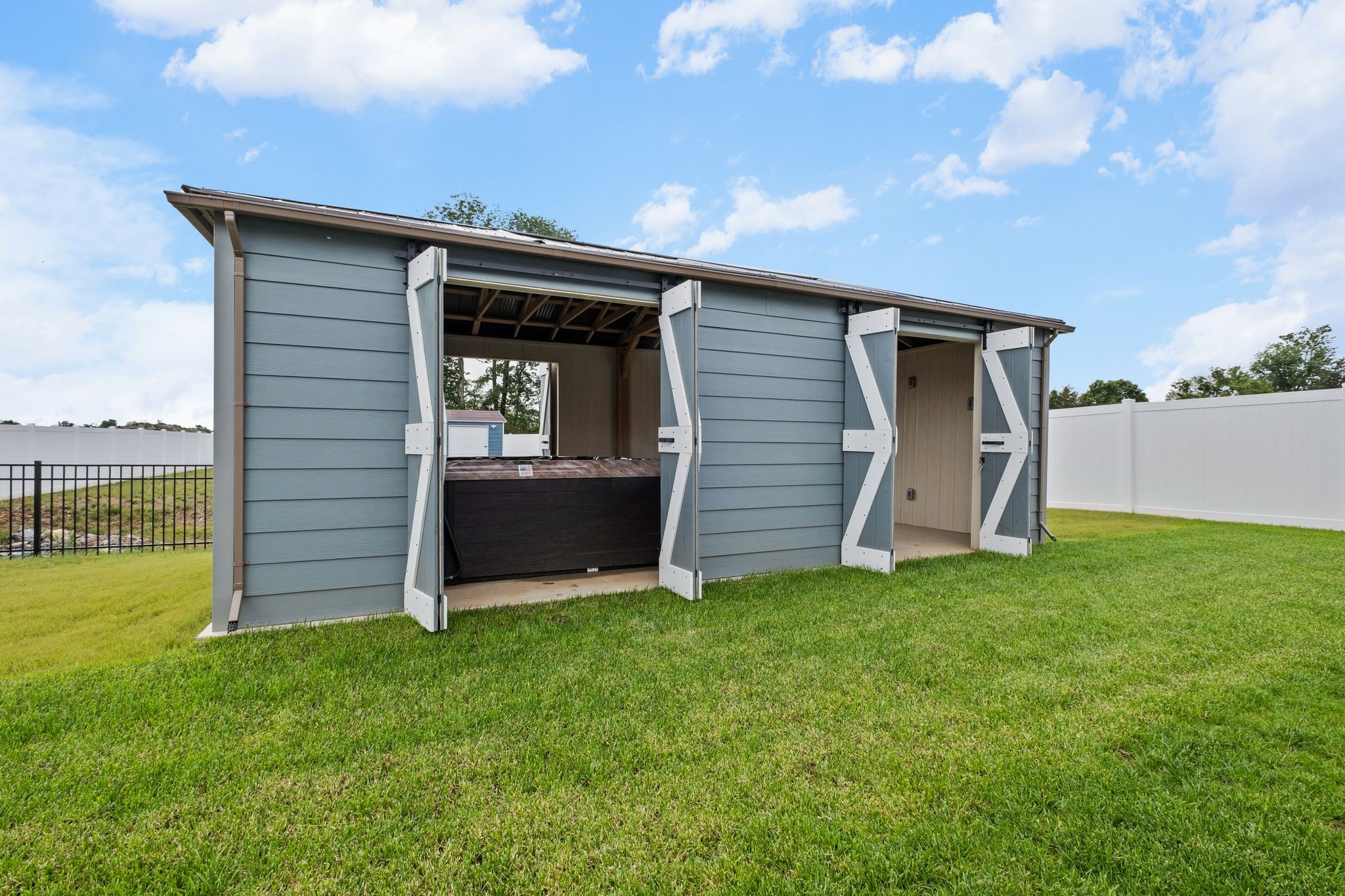 Lebanon, Tennessee 37087, United States, 5 Bedrooms Bedrooms, ,3 BathroomsBathrooms,Residential,Active,132471