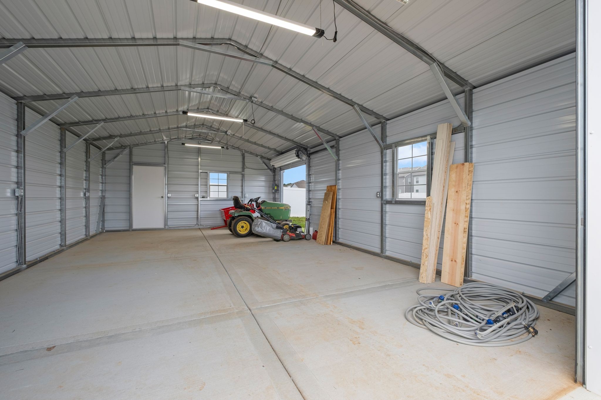 Lebanon, Tennessee 37087, United States, 5 Bedrooms Bedrooms, ,3 BathroomsBathrooms,Residential,Active,132471