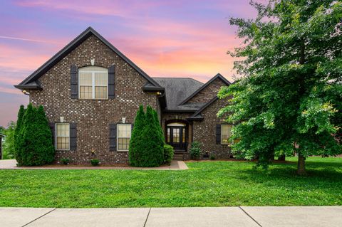 212 Hickory Pointe Dr Lebanon TN 37087