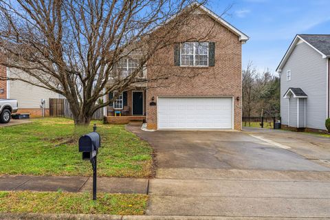 2785 Ridgepole Dr Clarksville TN 37040