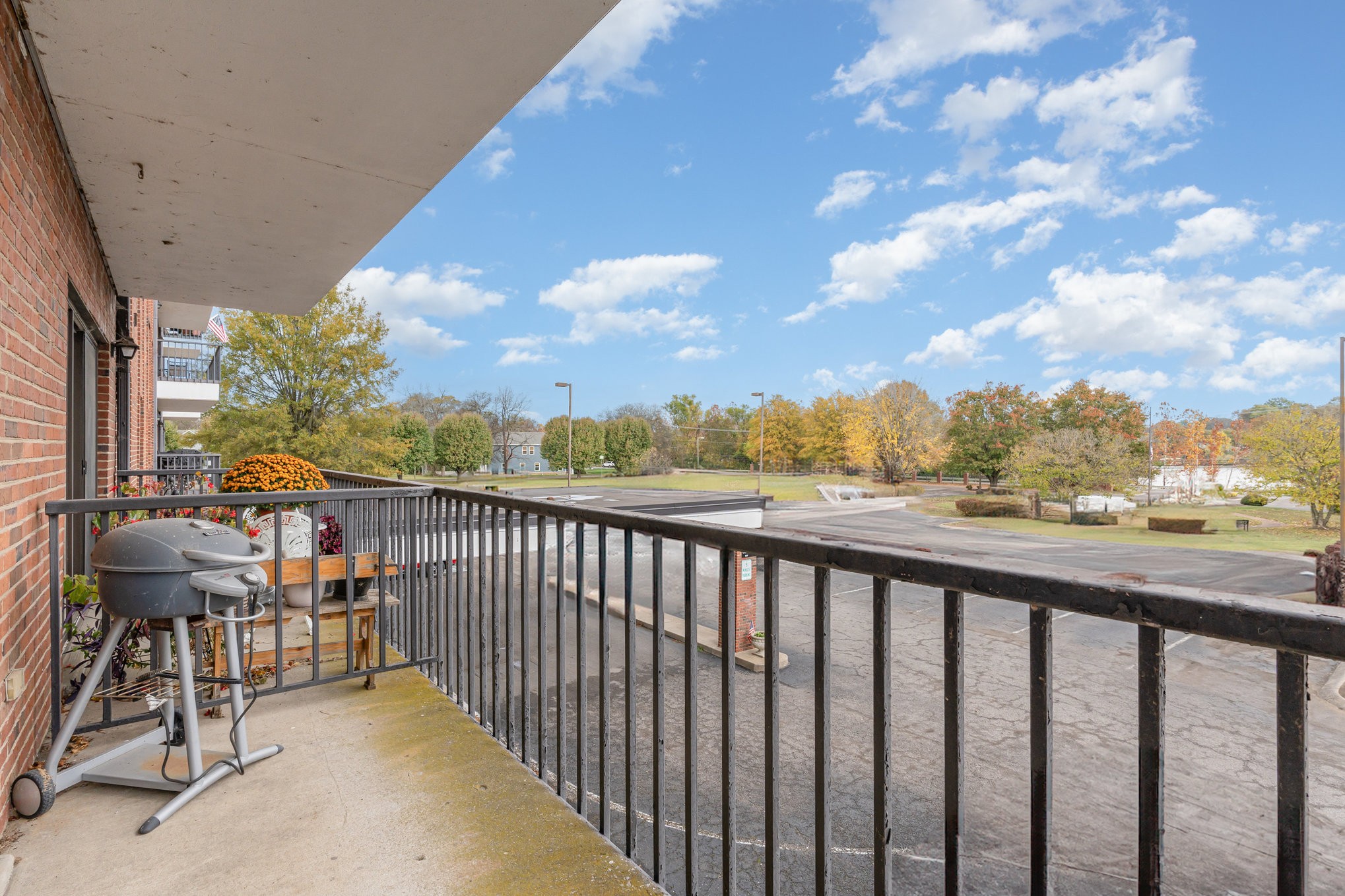 200 Sanders Ferry Rd 2204