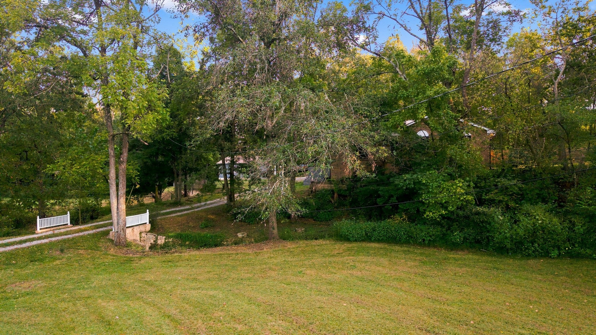 1444 Highway 52 E