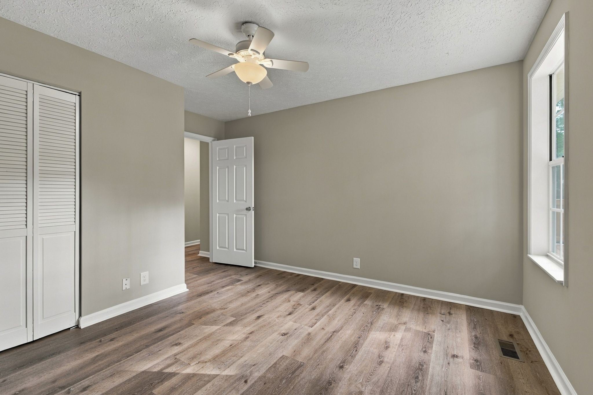 311 Sunrise Cir