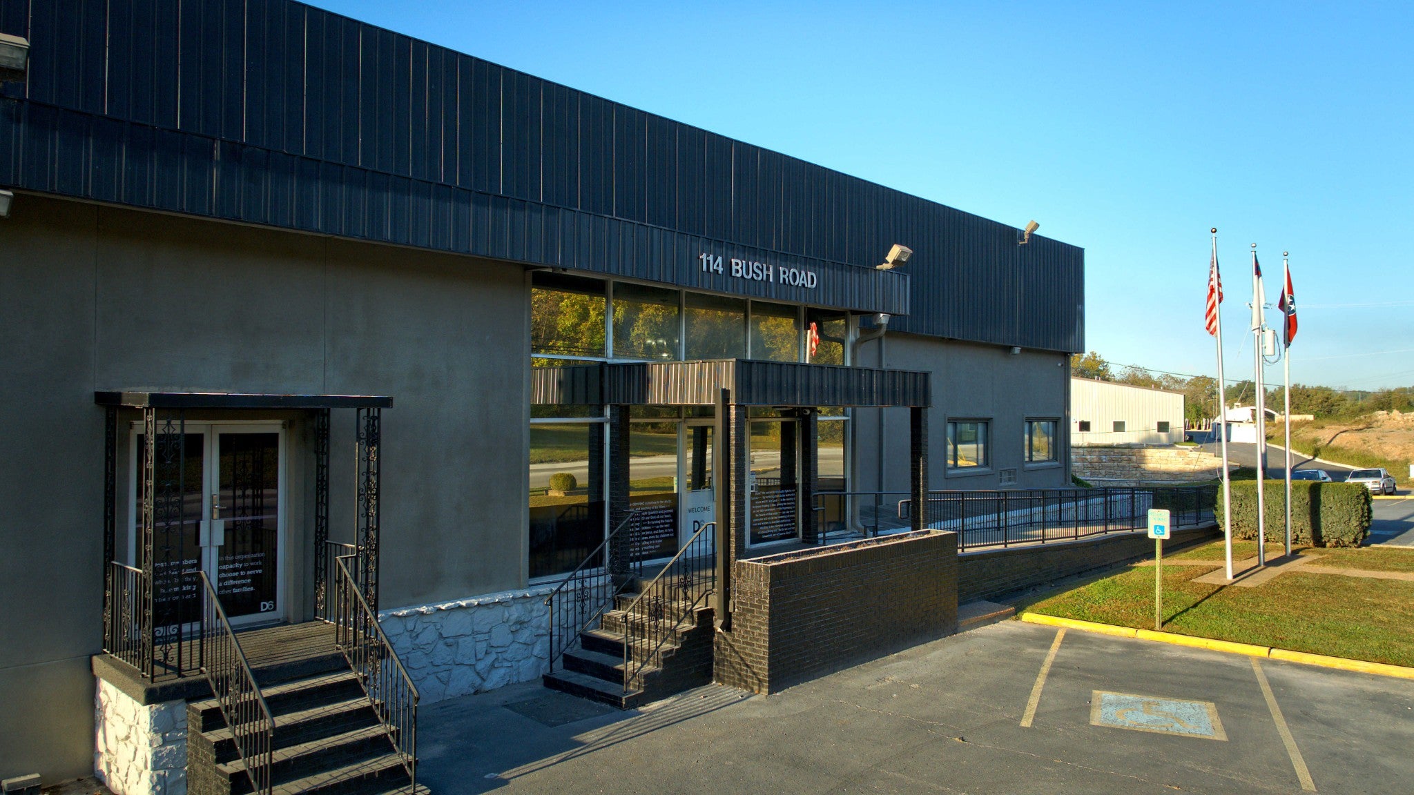 114 Bush Rd