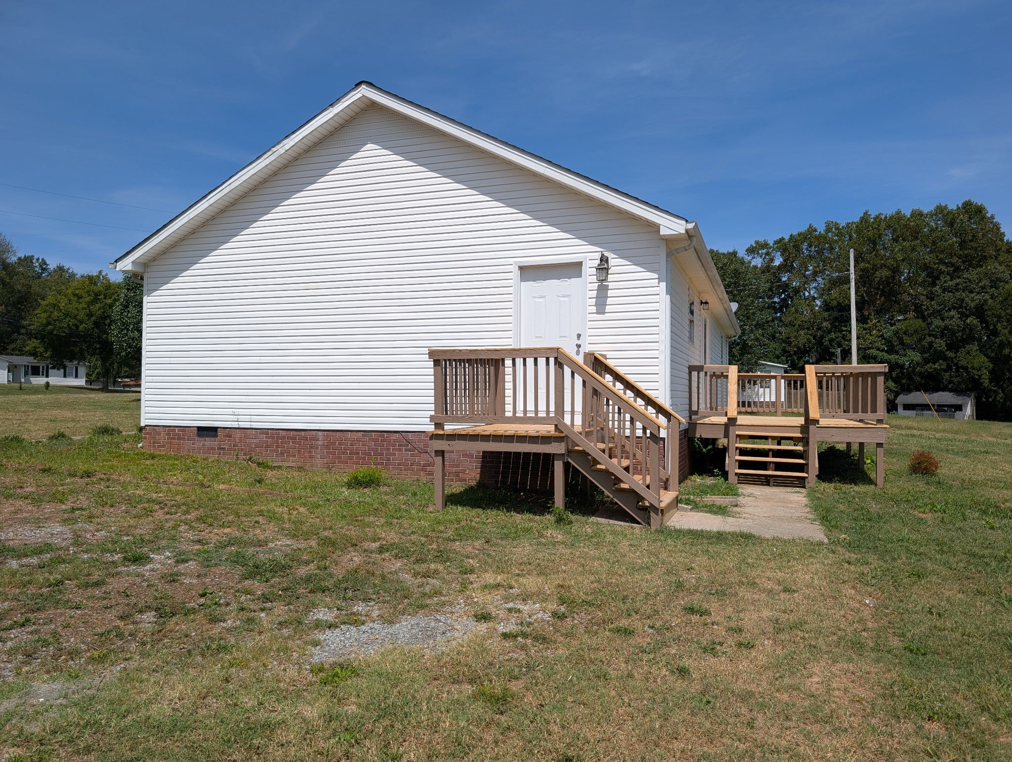 2530 Midland Rd