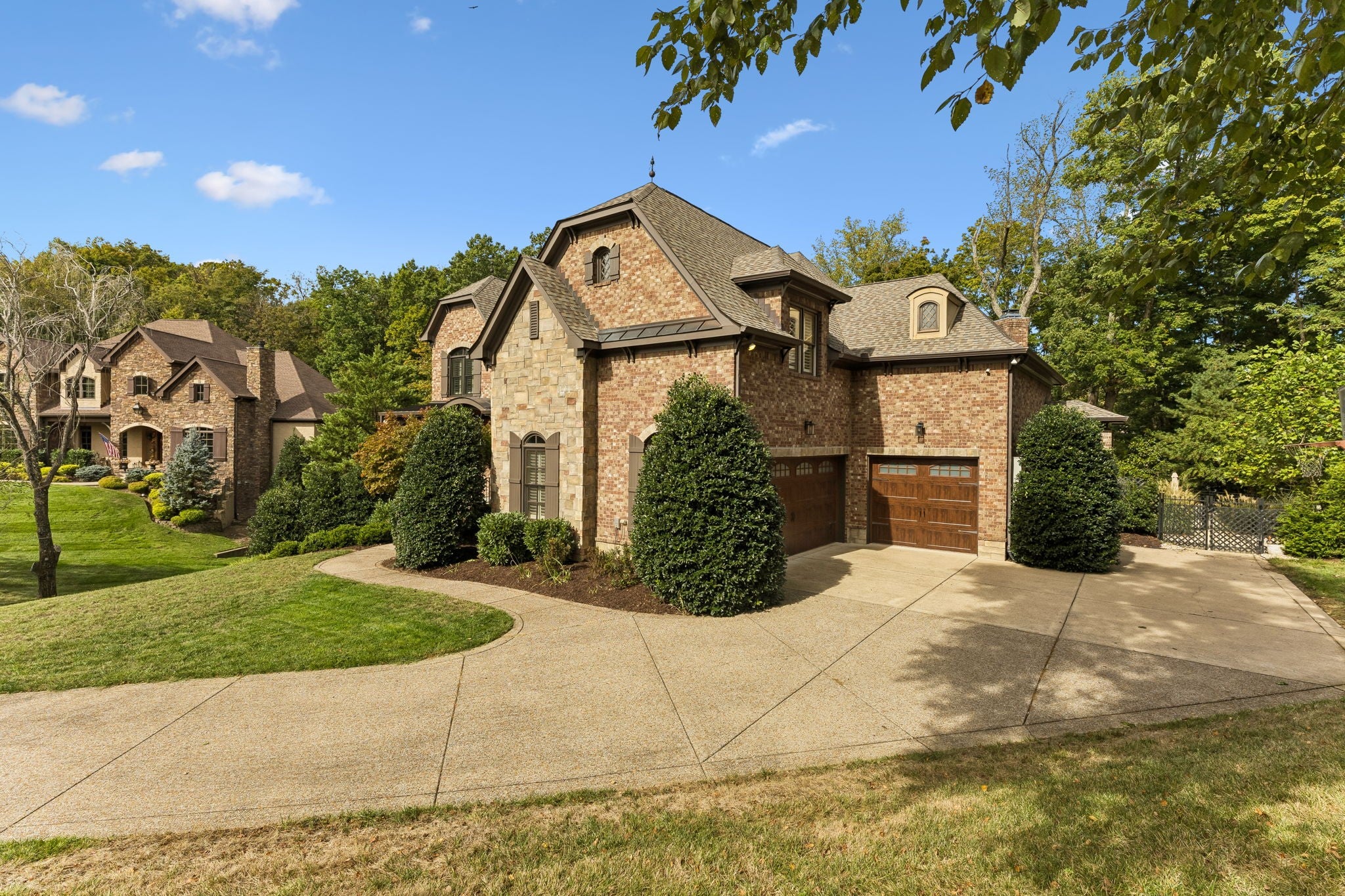 9602 Versailles Ct
