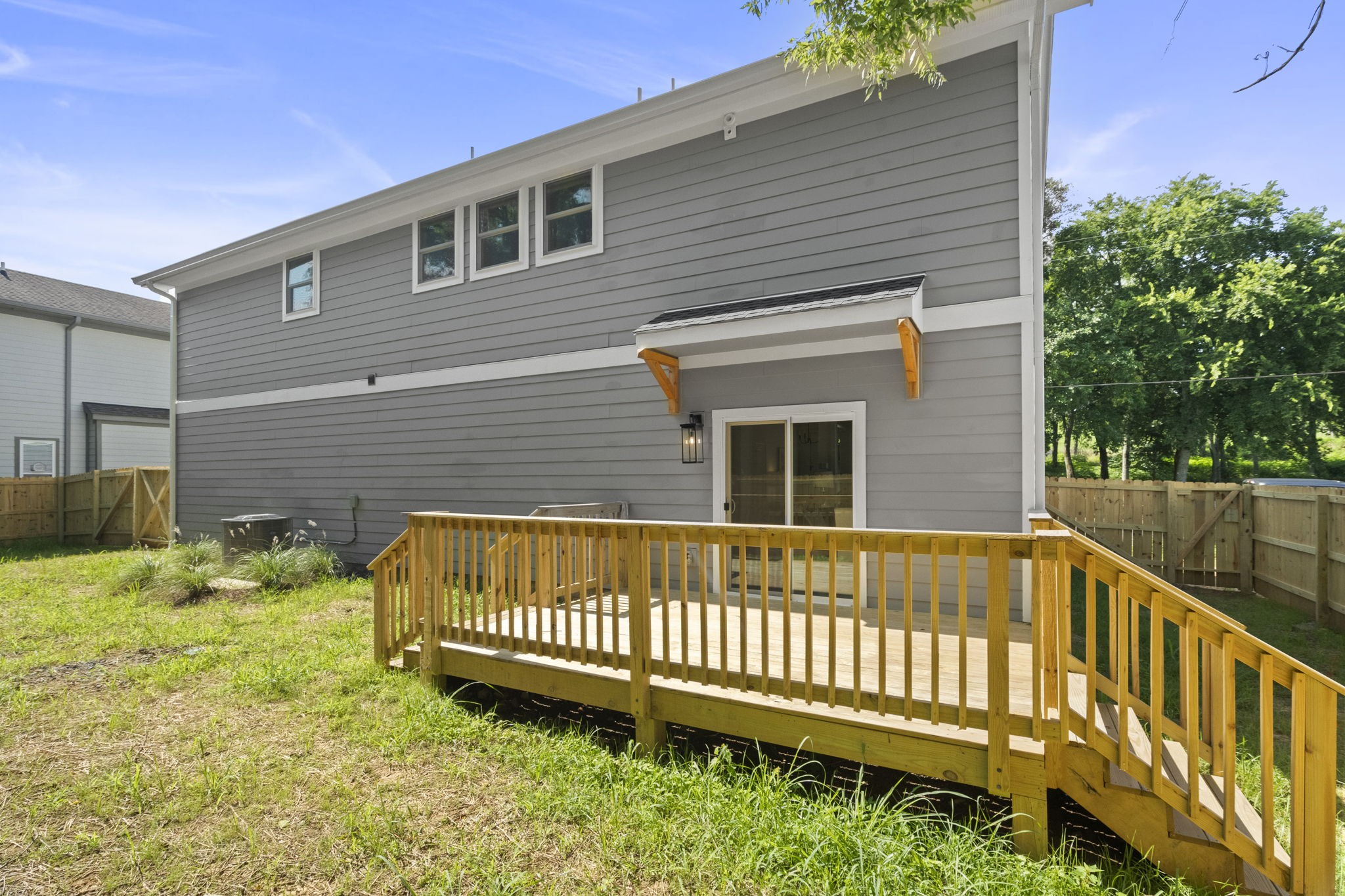 1505 Ann St