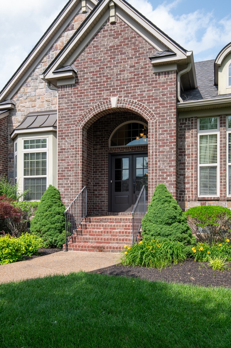 1237 Potter Ln