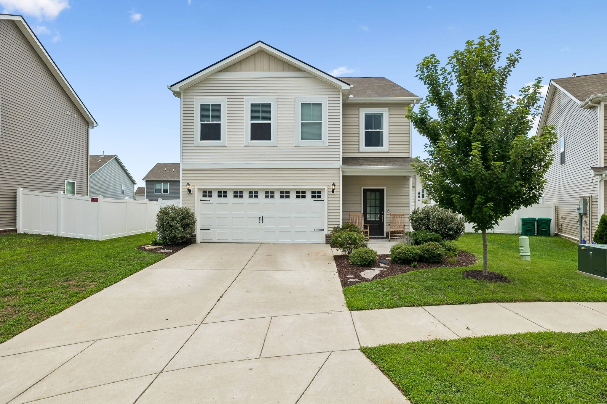 1004 Baltusrol Ln