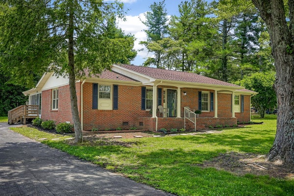 704 ANTHONY AVE, SMITHVILLE, TN 37166 - Image 882b71de40ecd372cd4ecefce998359d/4141101024