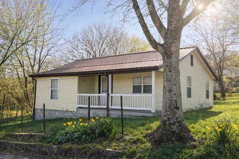 311 S Mark Twain St Gainesboro TN 38562