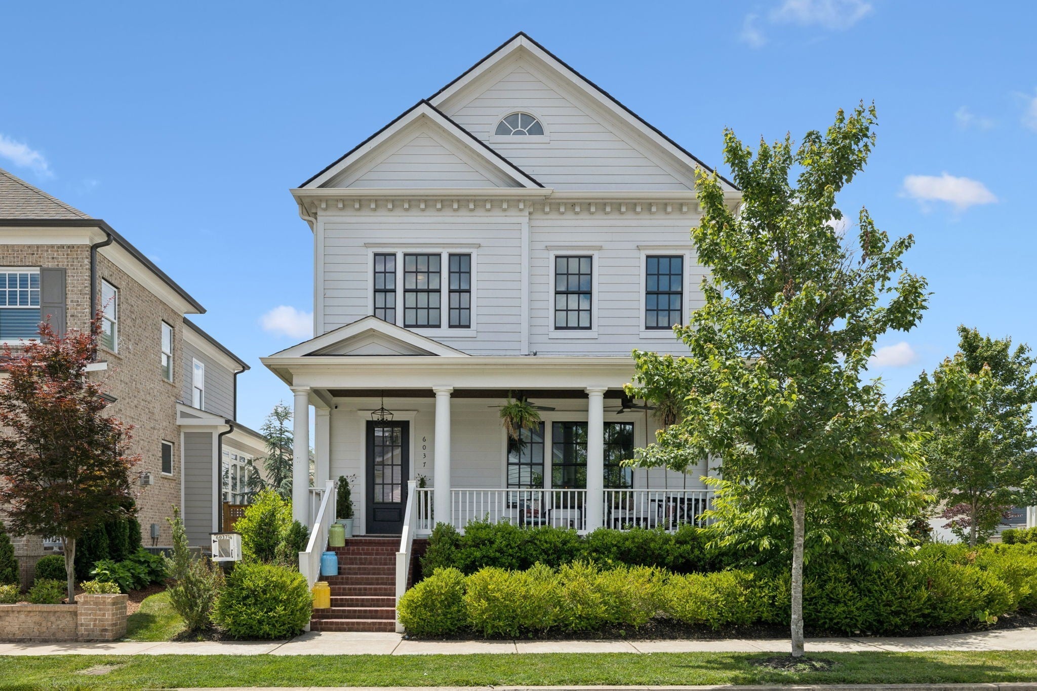 4.0-bed rental at 6037 Donovan St