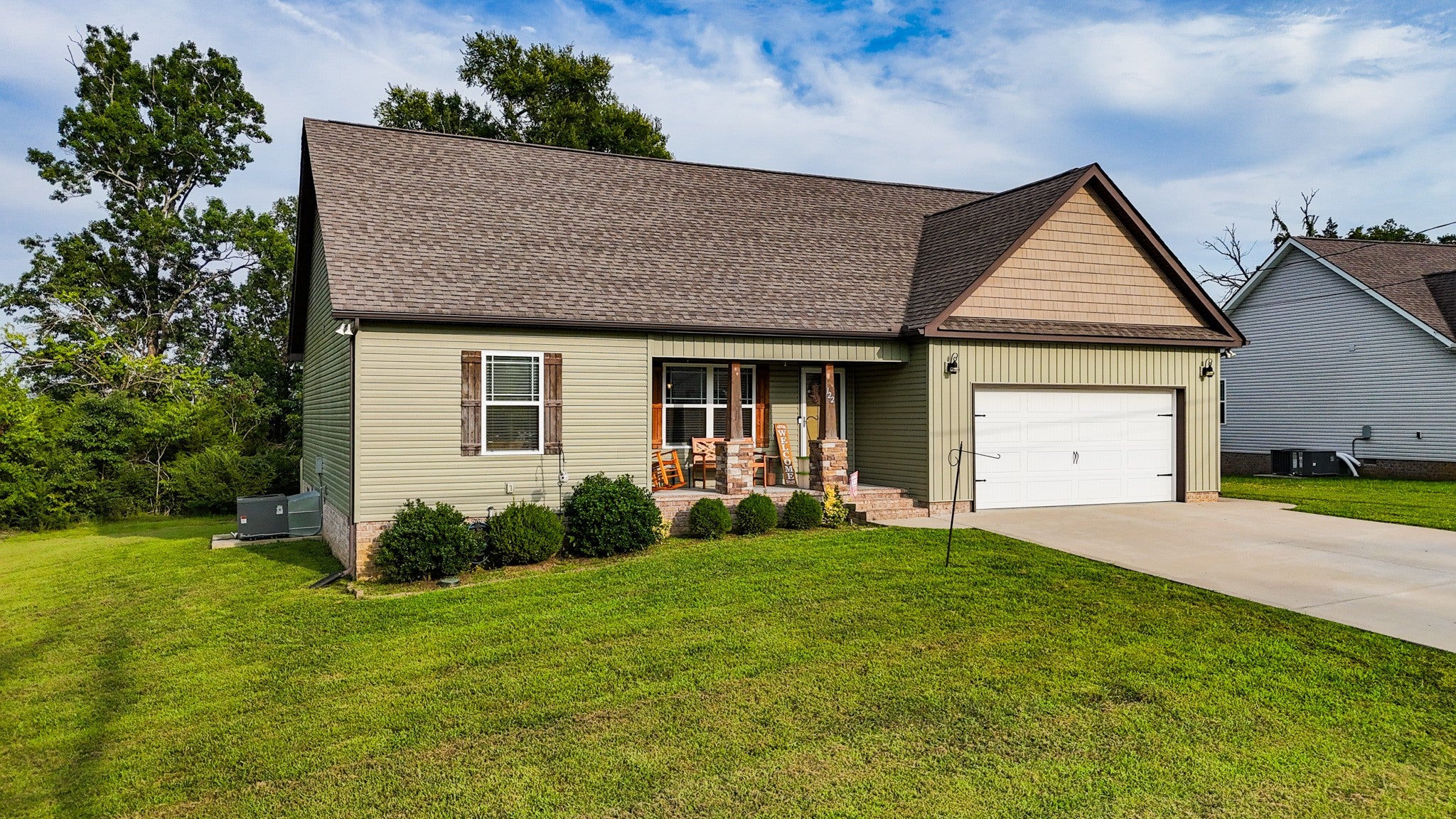 122 Blue Grass Dr