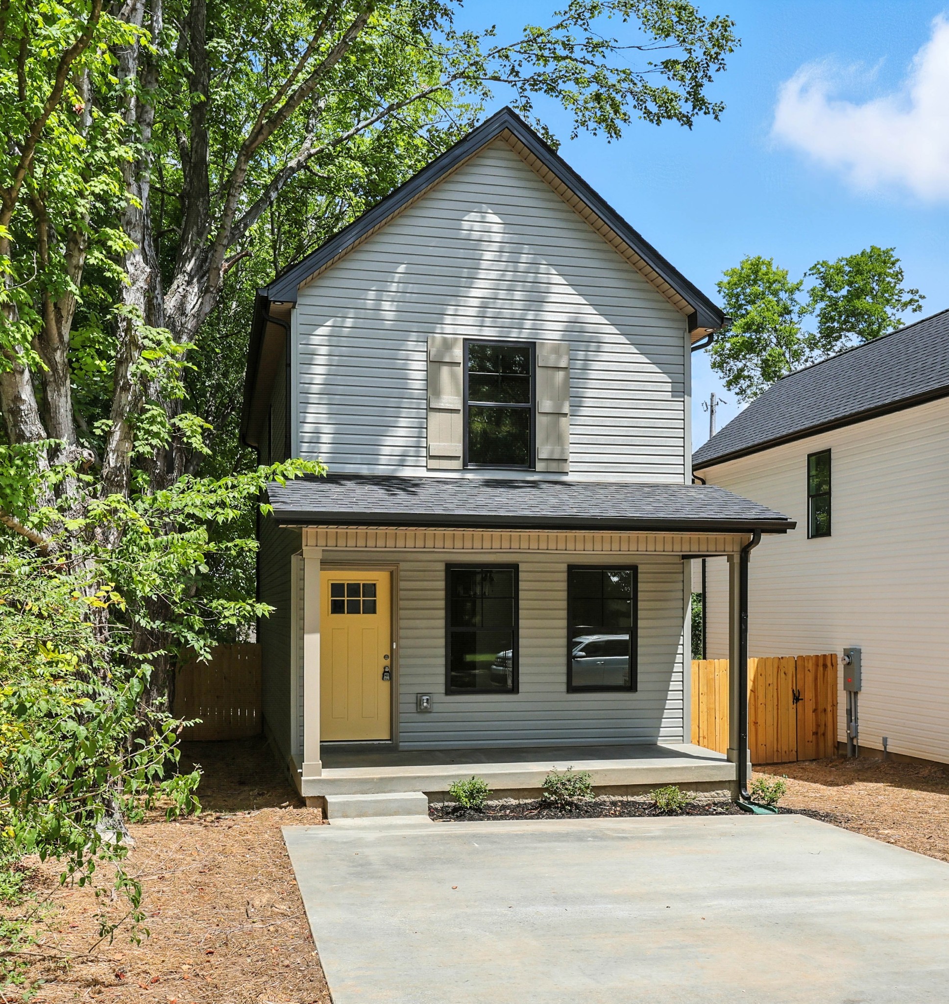 1227 Greenfield Dr