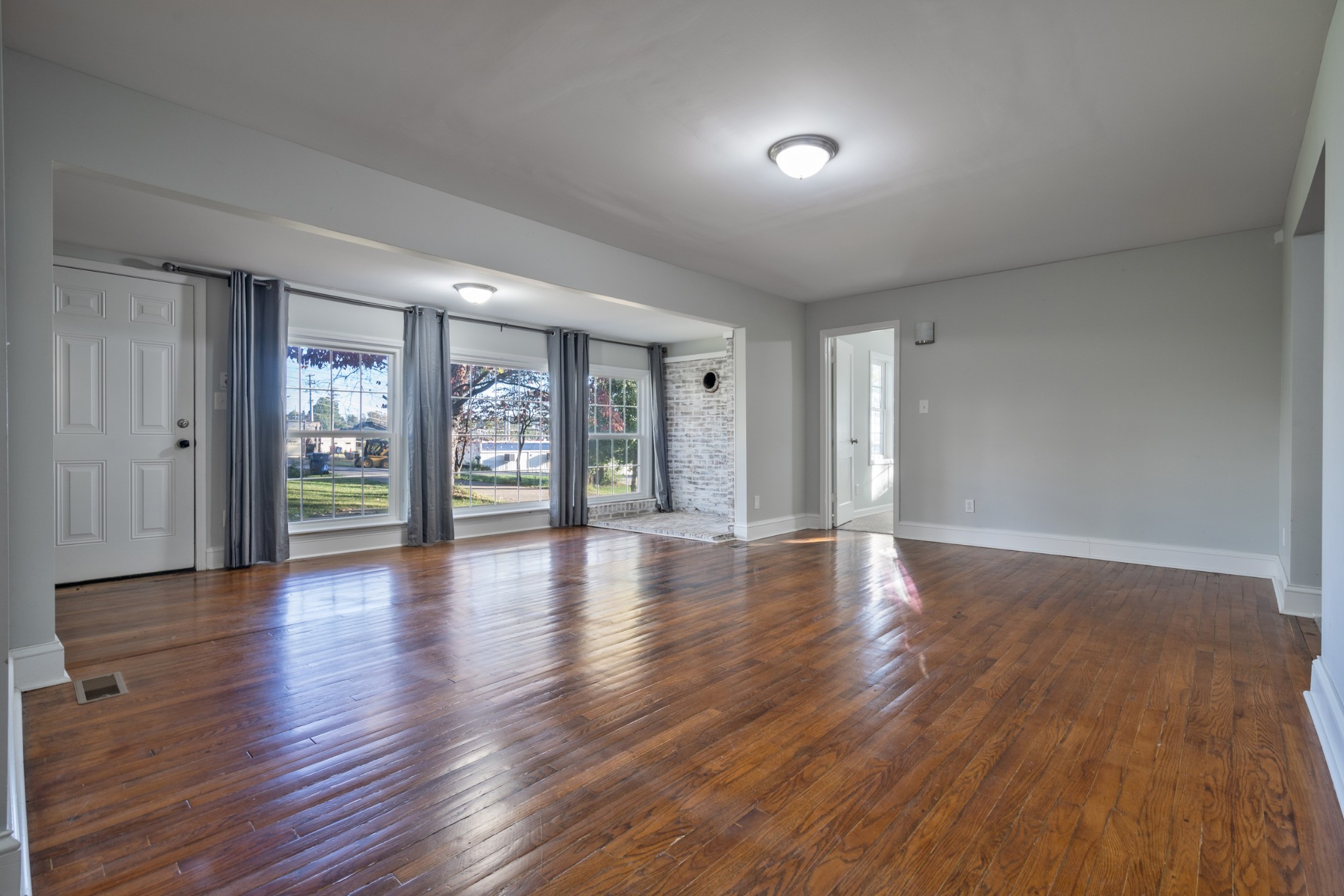 240 Zachry Dr
