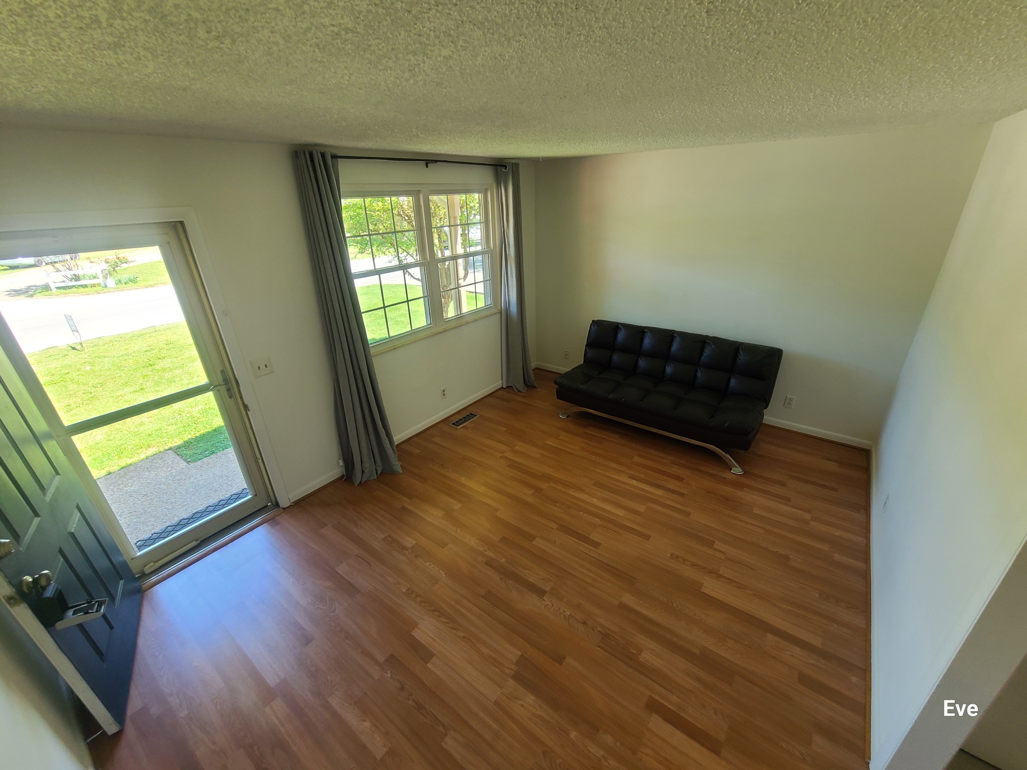 4861 Barclay Square Dr