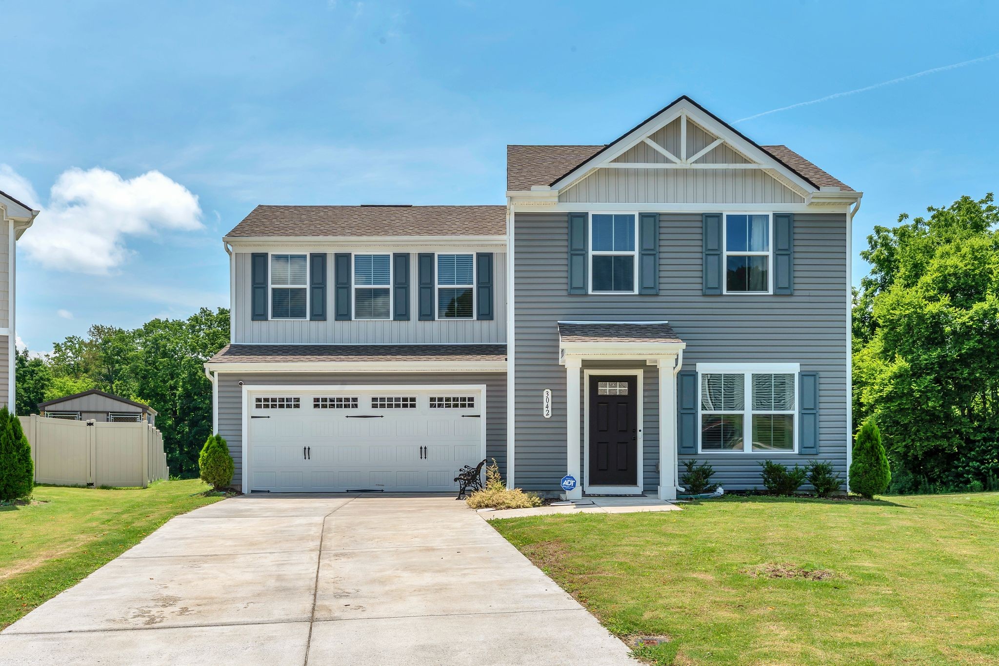 3042 Killarney Park