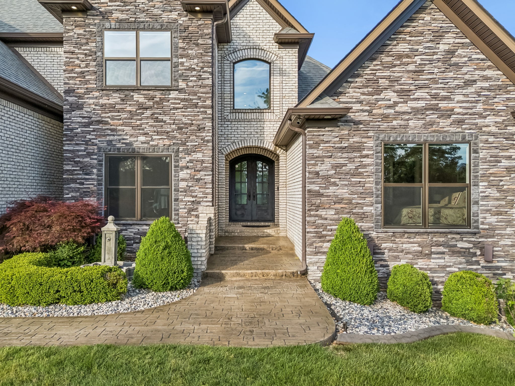 2957 Gatewood Ln