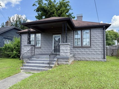 1916 9th Ave N Nashville TN 37208