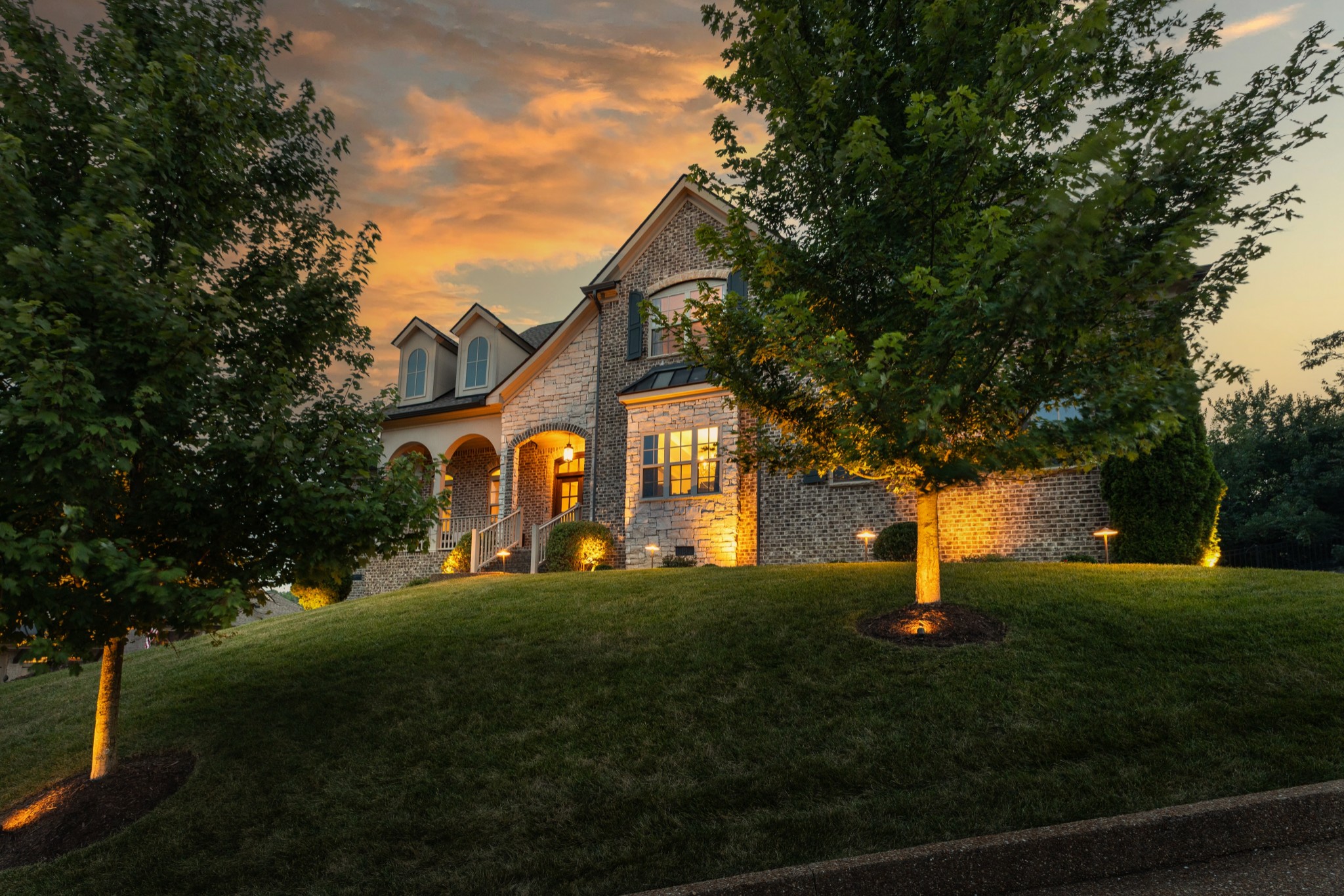1885 Barnstaple Ln