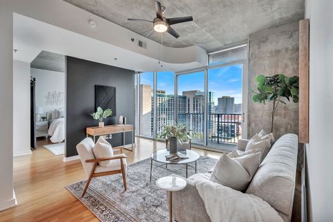 Photo of 301 Demonbreun St #1917, Nashville, TN 37201 (MLS # 3118934)