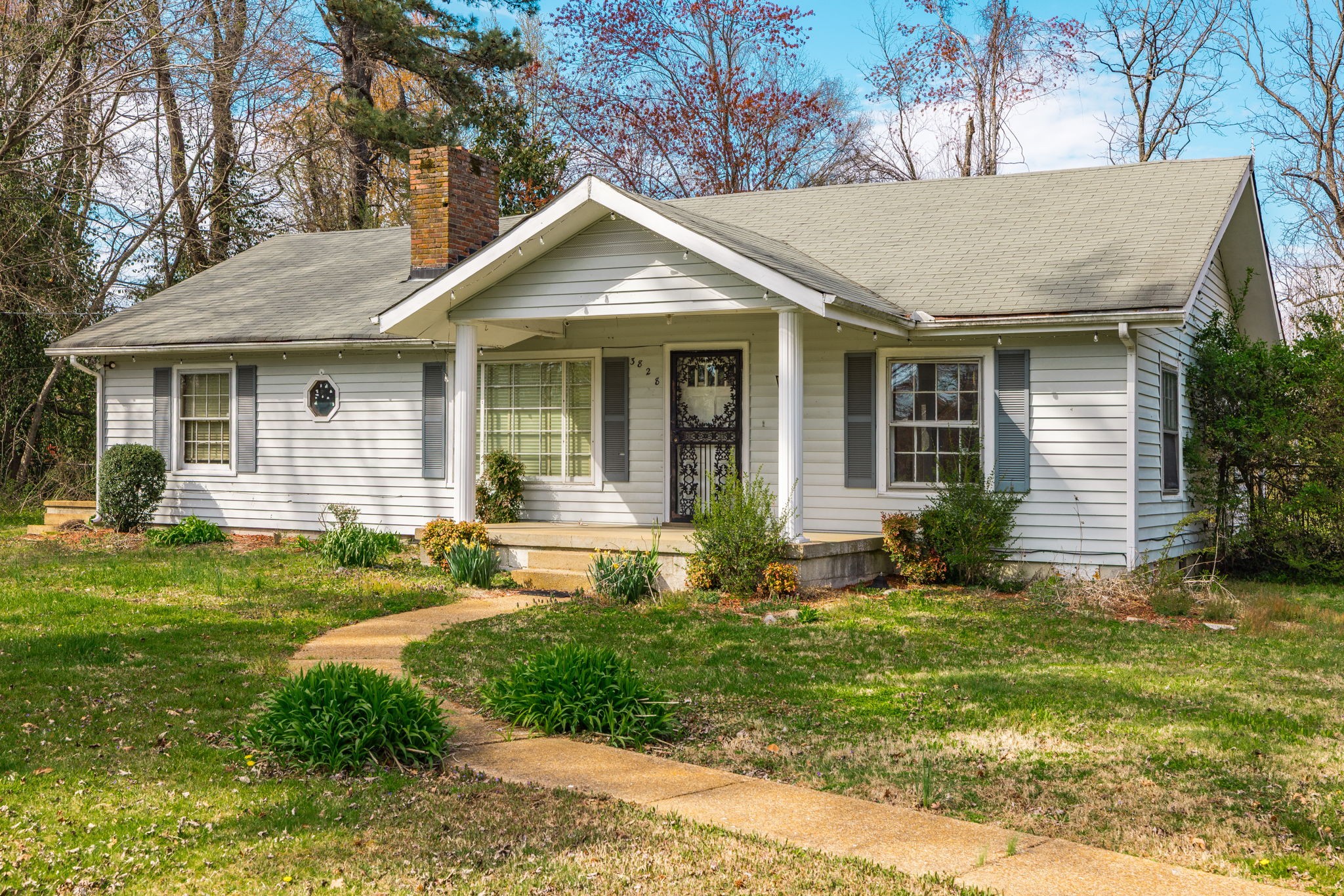3828 Old Clarksville Pike
