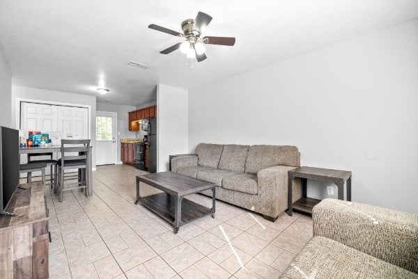 535 Lafayette Rd