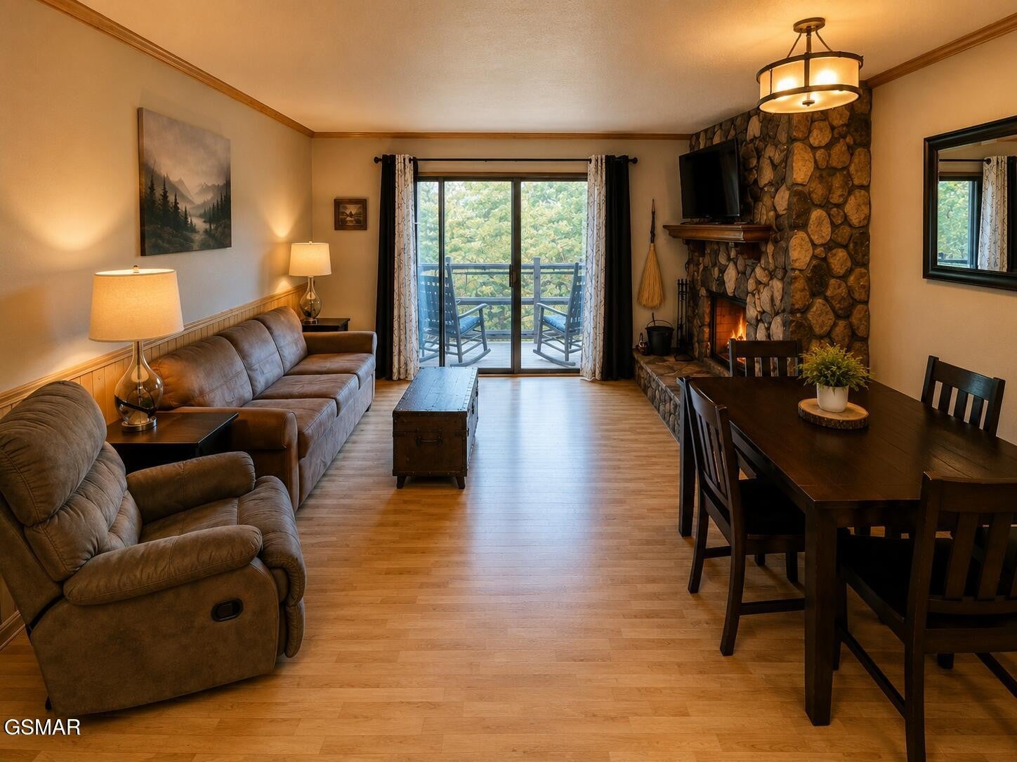 1081 Cove 623