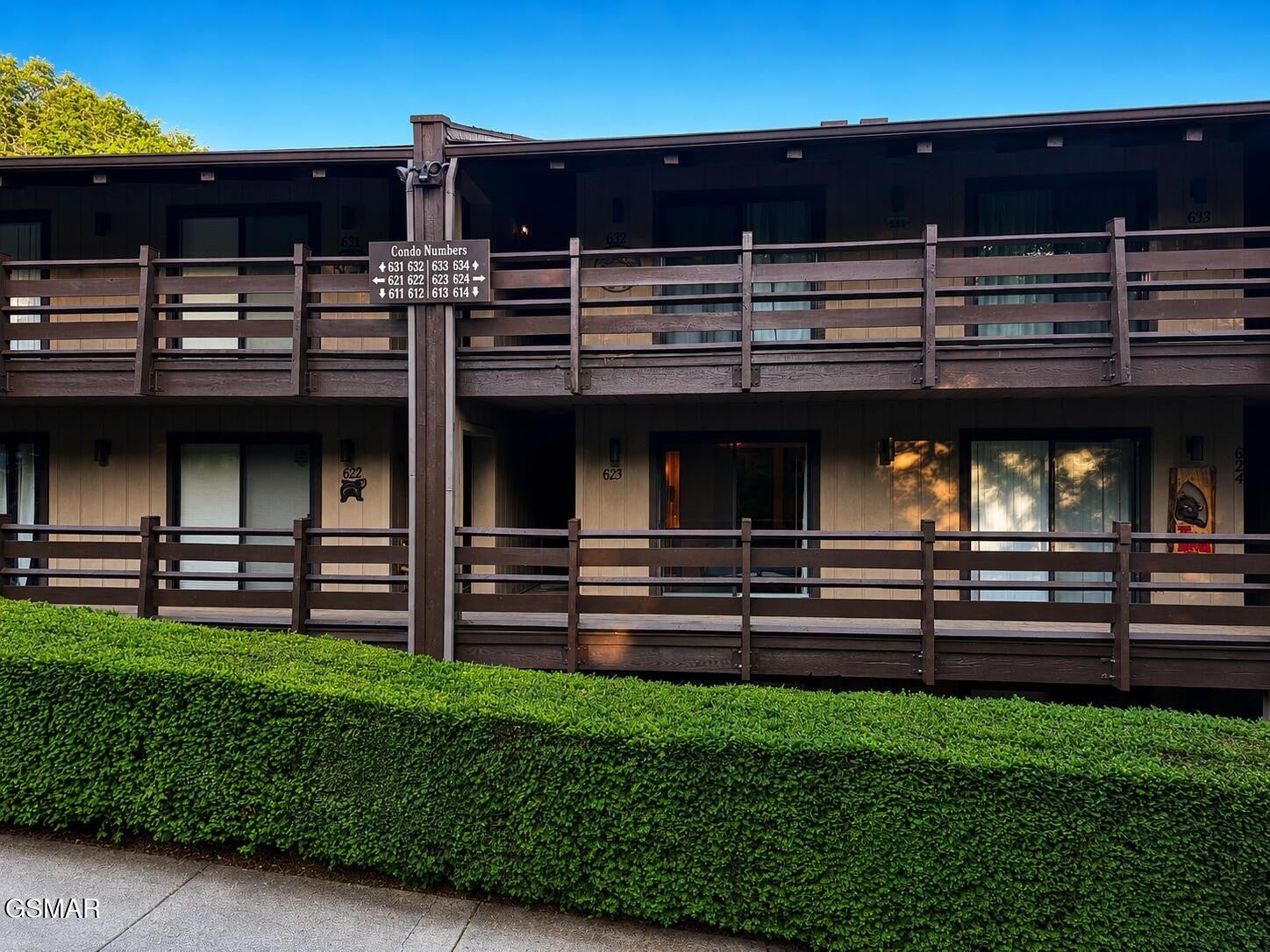 1081 Cove 623
