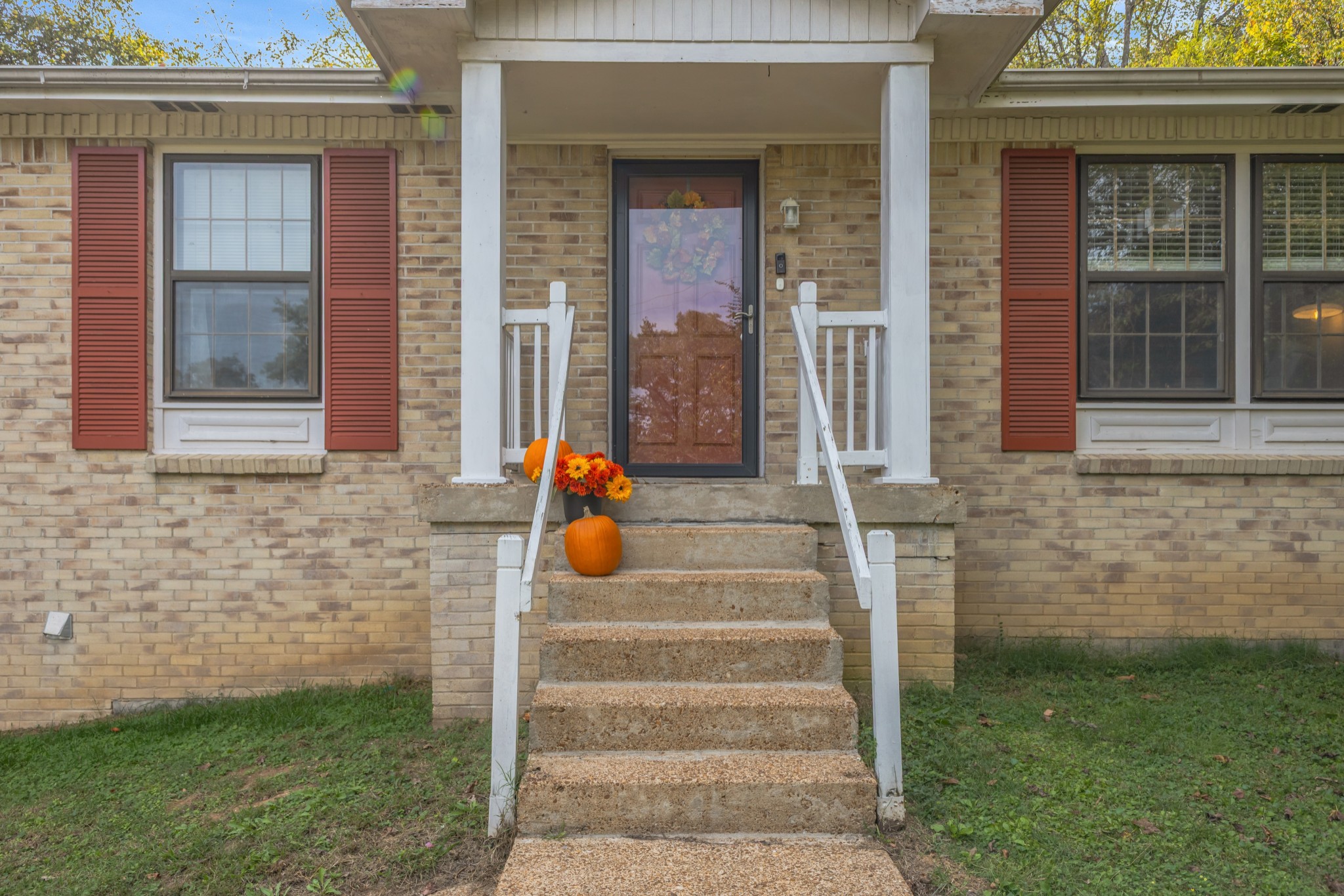 3272 Niagara Ct