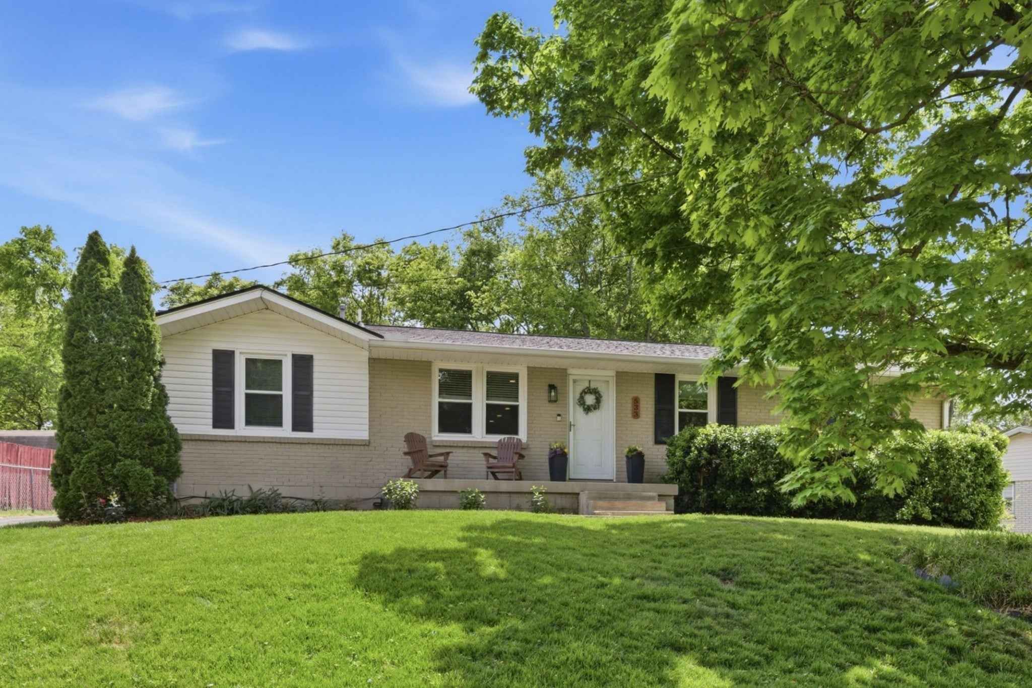 533 Adamwood Dr