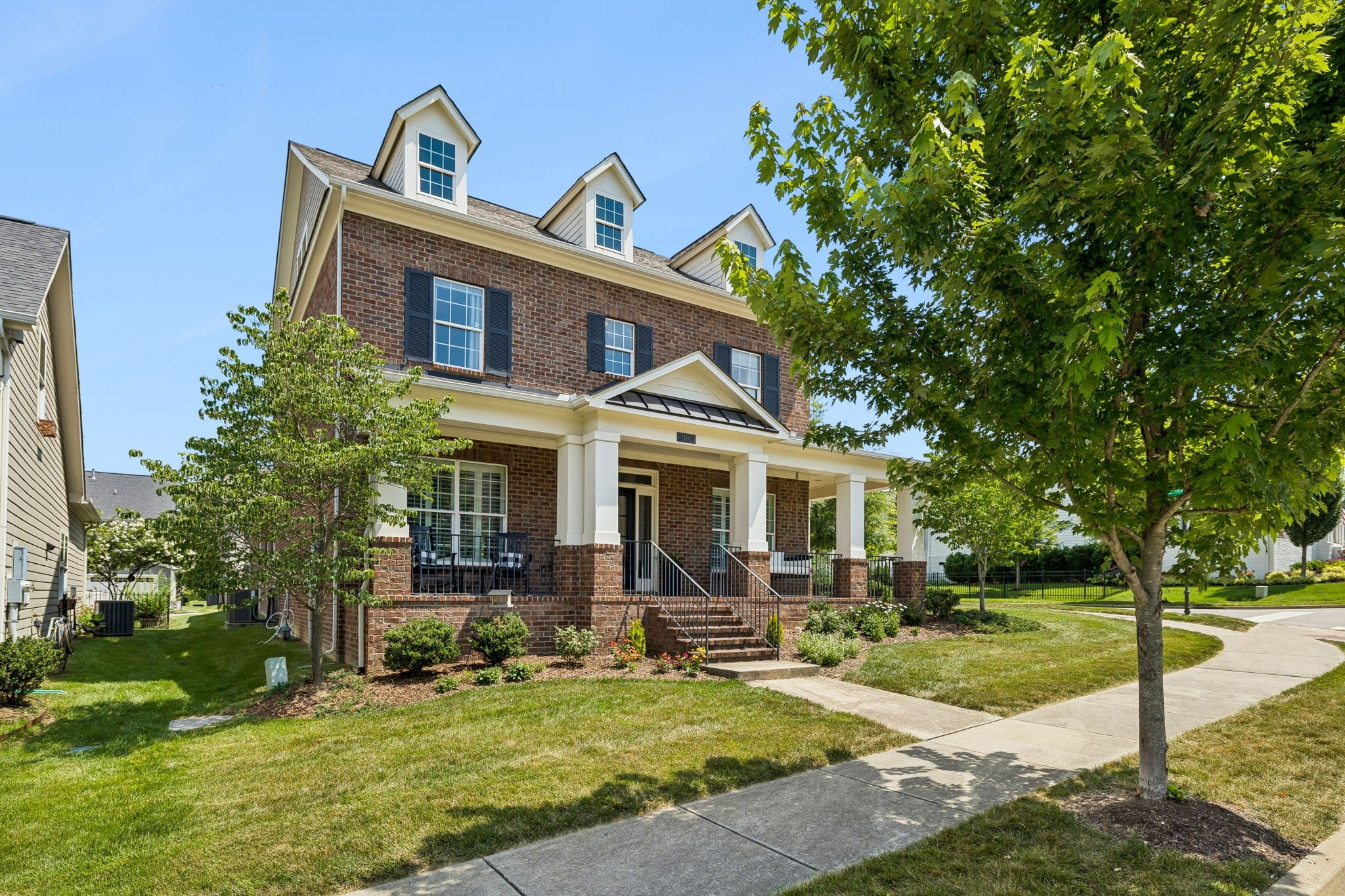 3061 Farmhouse Dr, Franklin TN 37067 5-bed home, photo 2 of 60