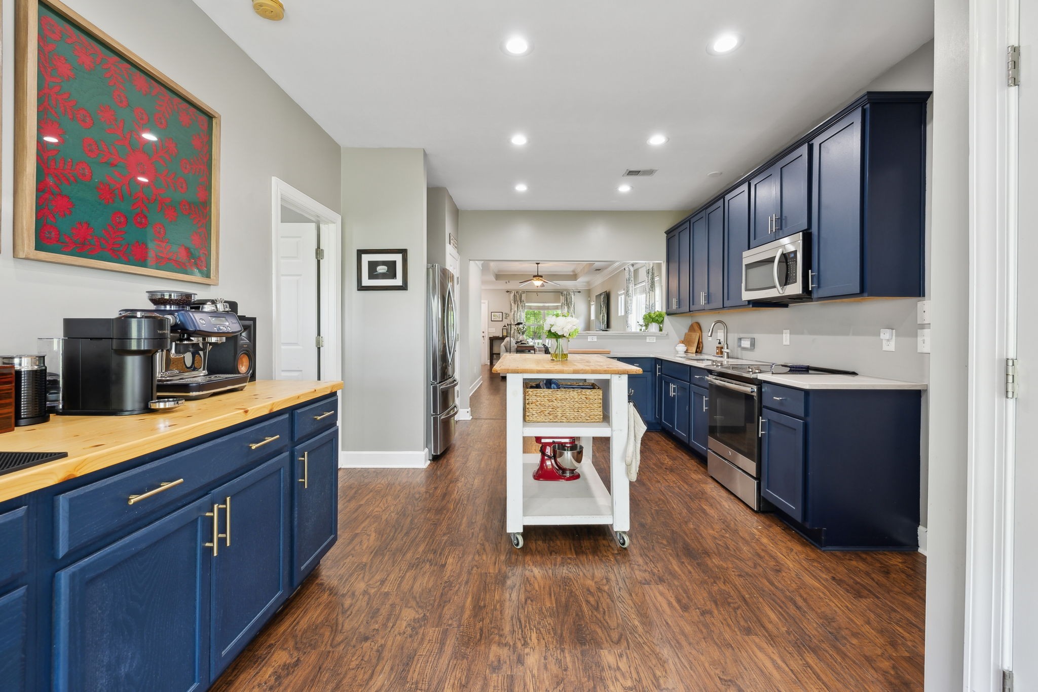 Nashville, Tennessee 37211, United States, 3 Bedrooms Bedrooms, ,2 BathroomsBathrooms,Residential,Pending,129032