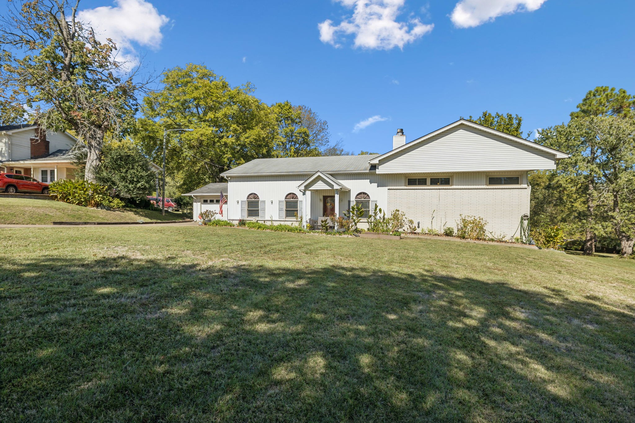 1010 Chadwell Dr
