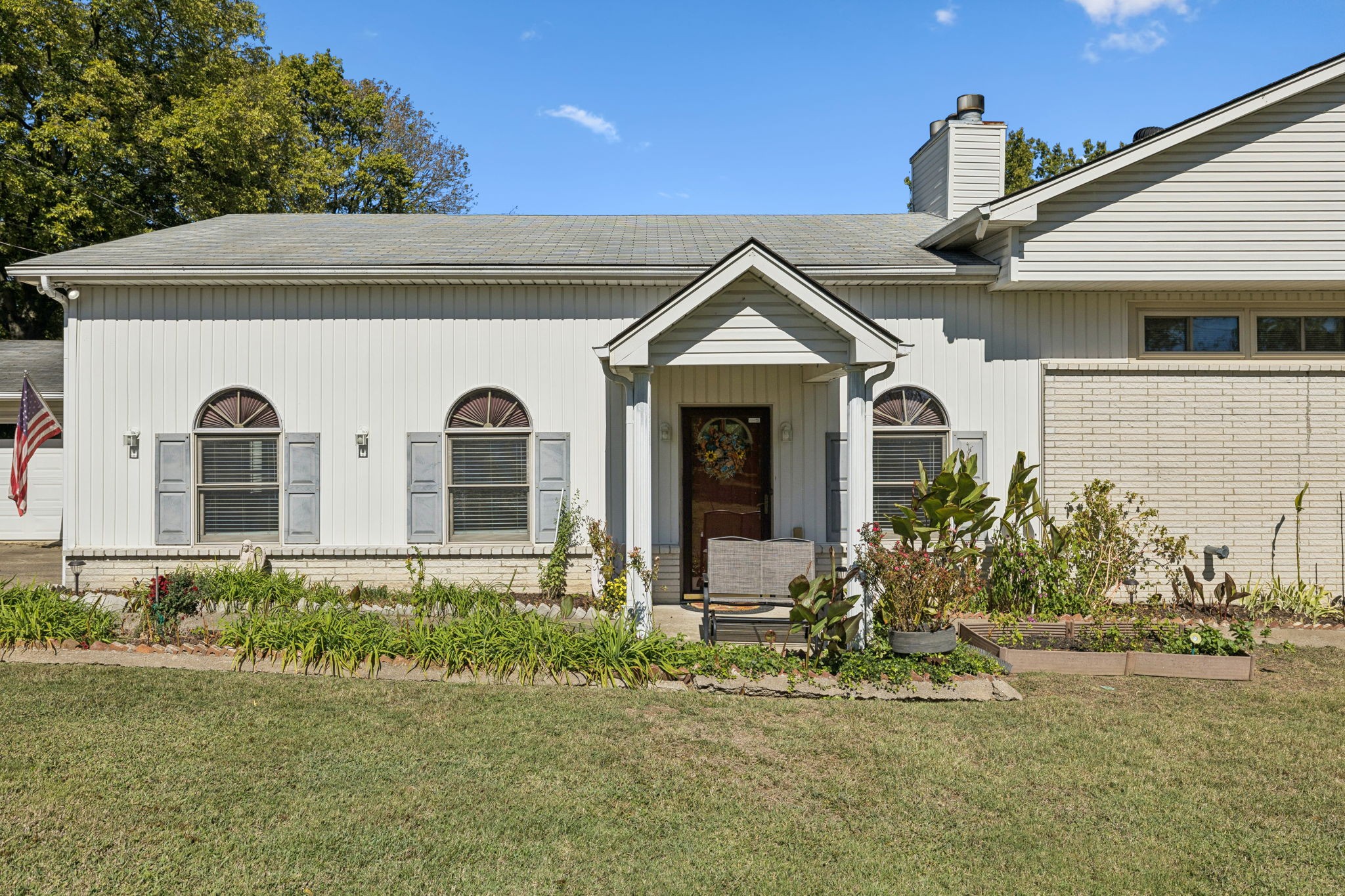 1010 Chadwell Dr